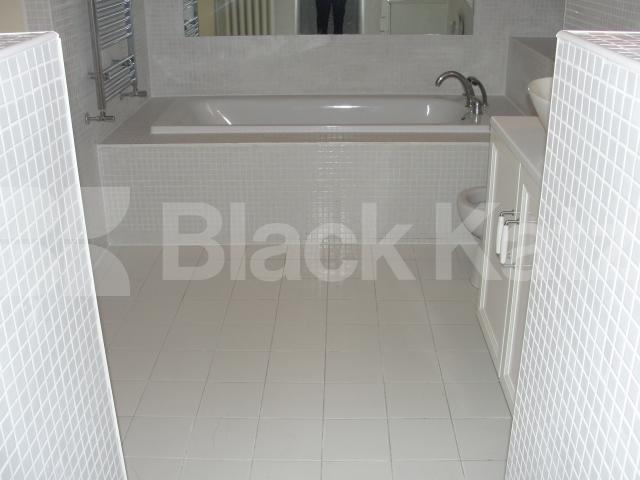 			LET, 2 Bedroom, 1 bath, 1 reception Flat			 Gervase Street, Elephant and Castle